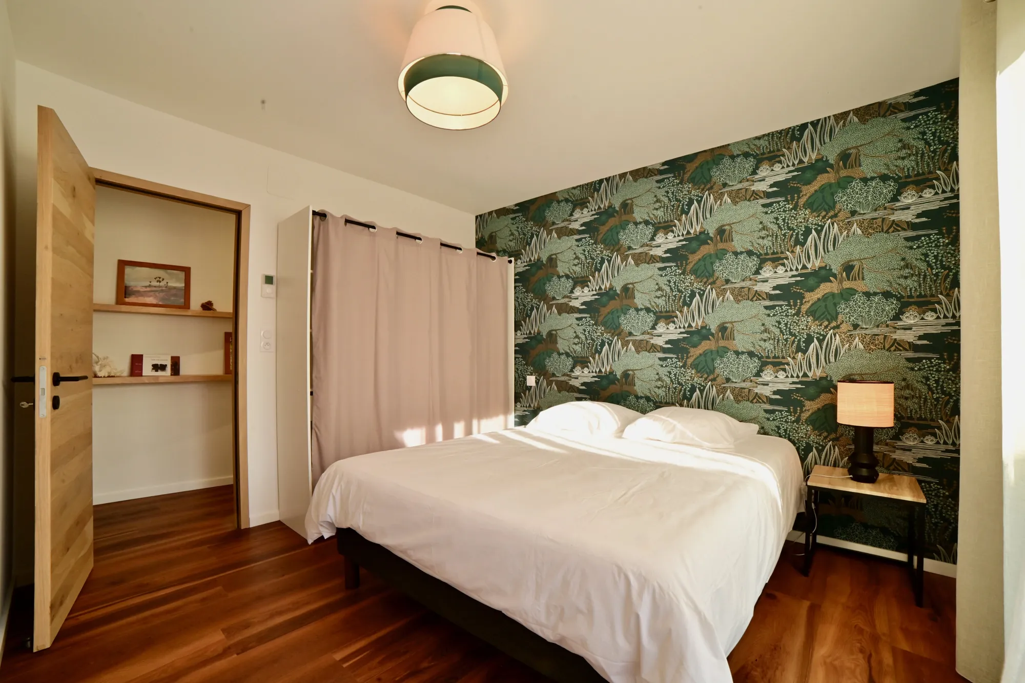 Chambre 3 avec lit queen size